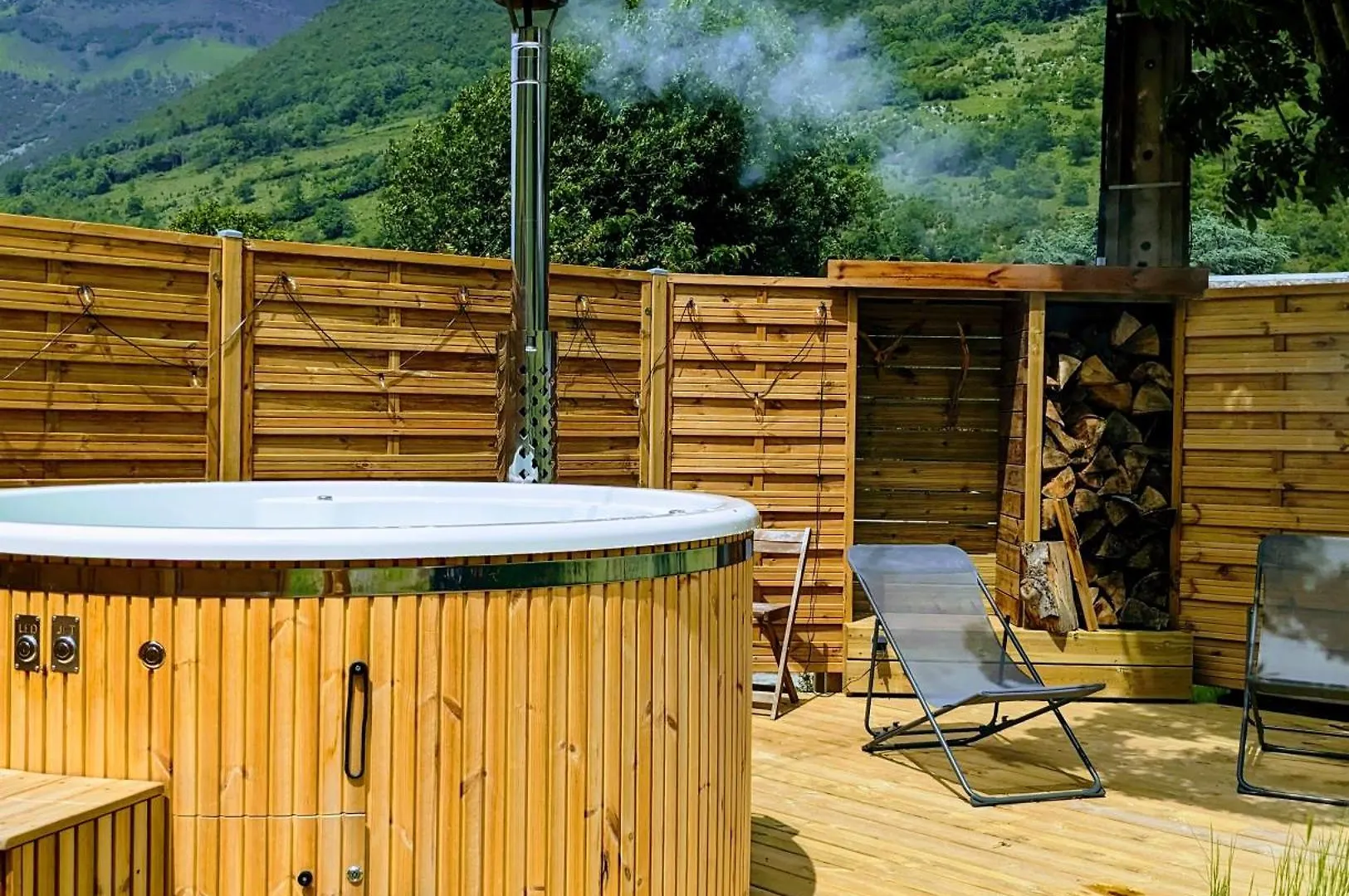 아파트 Le Tucou - Gite & Spa Tout Confort 캄팡